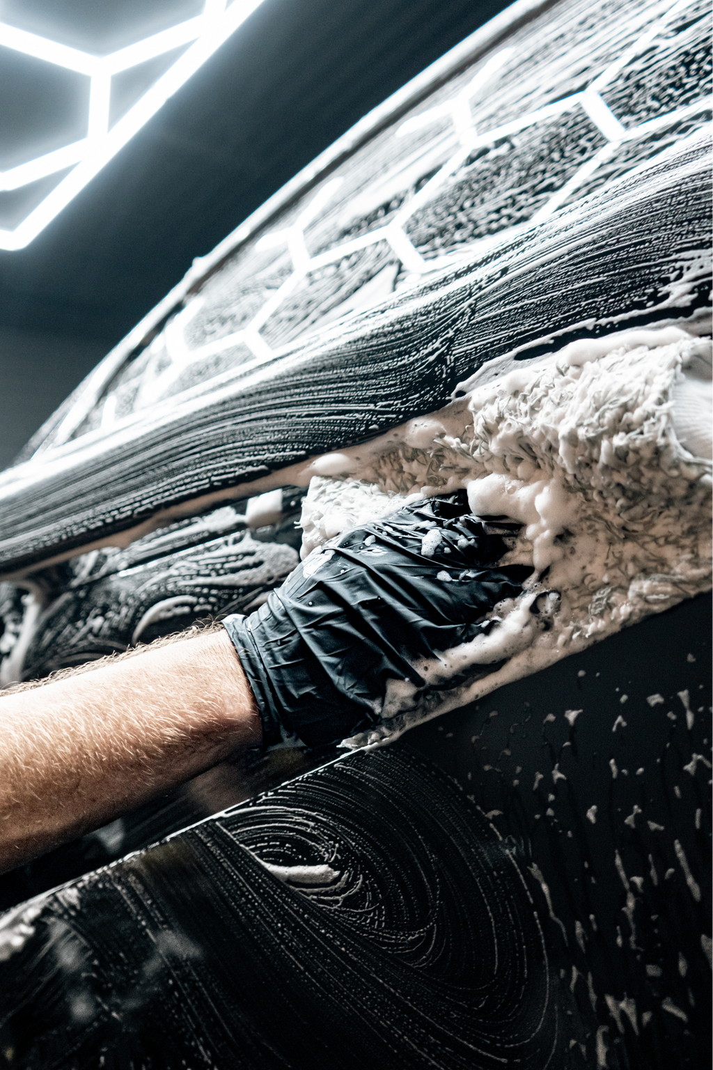BLACKLINE® Plush Microfiber Wash Mitt